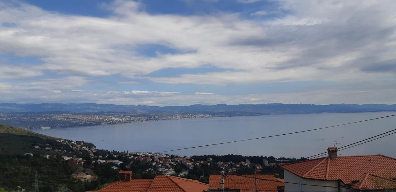 Apartment Opatija Laurana Esterno foto