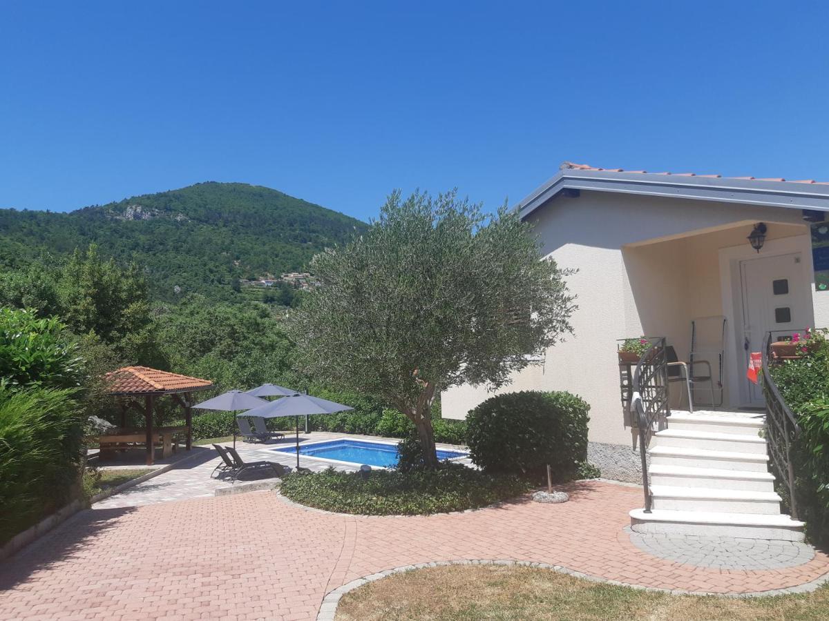 Apartment Opatija Laurana Esterno foto