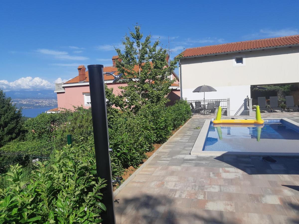 Apartment Opatija Laurana Esterno foto