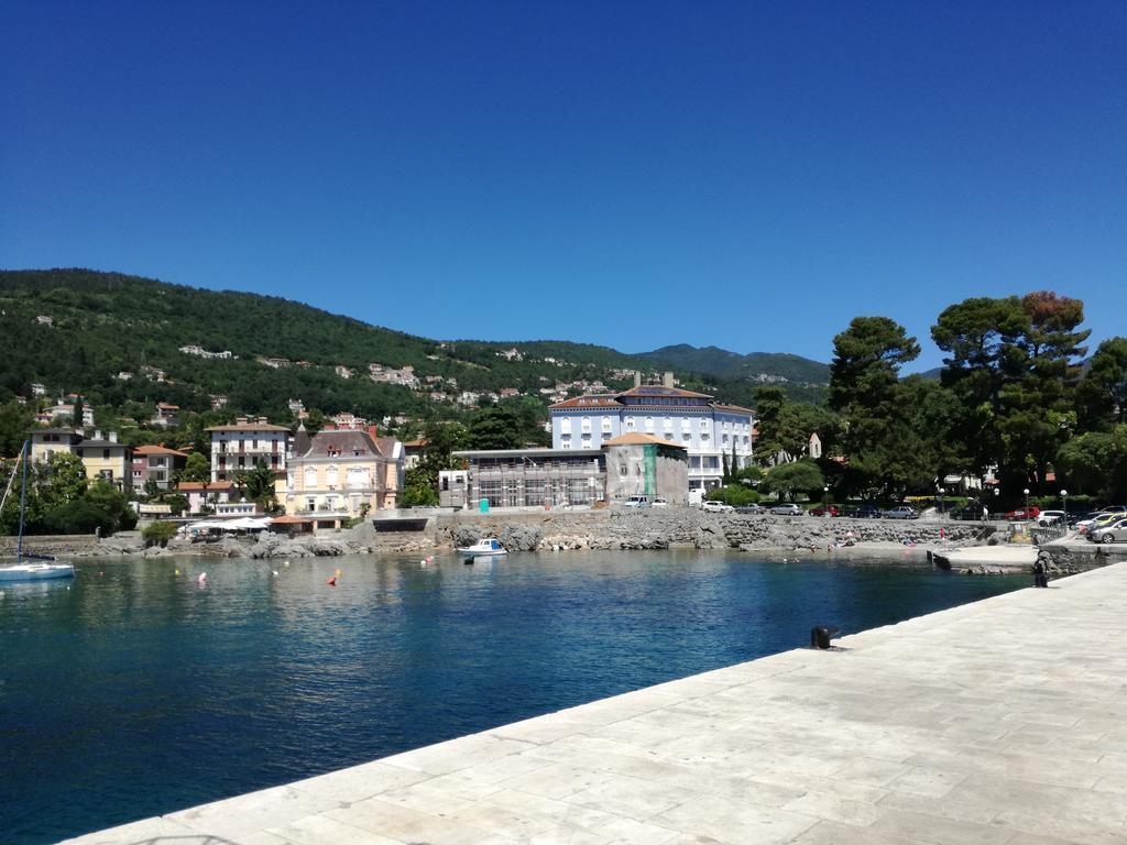 Apartment Opatija Laurana Esterno foto